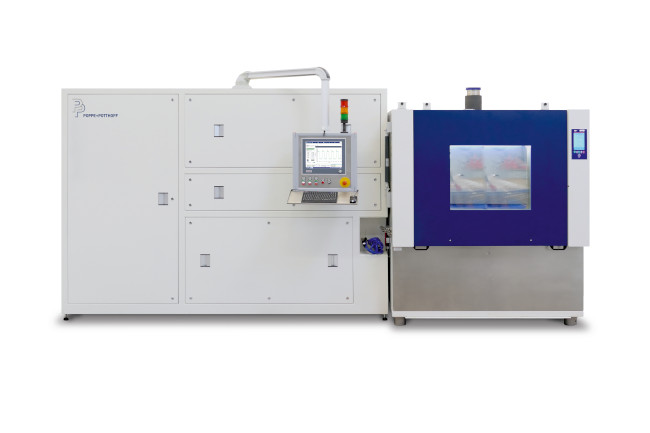 Pressure Cycle Test bench with integrated climate chamber